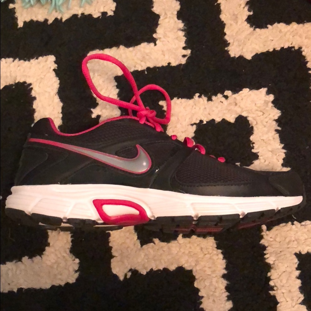 ⭐️Nike Sneakers ⭐️